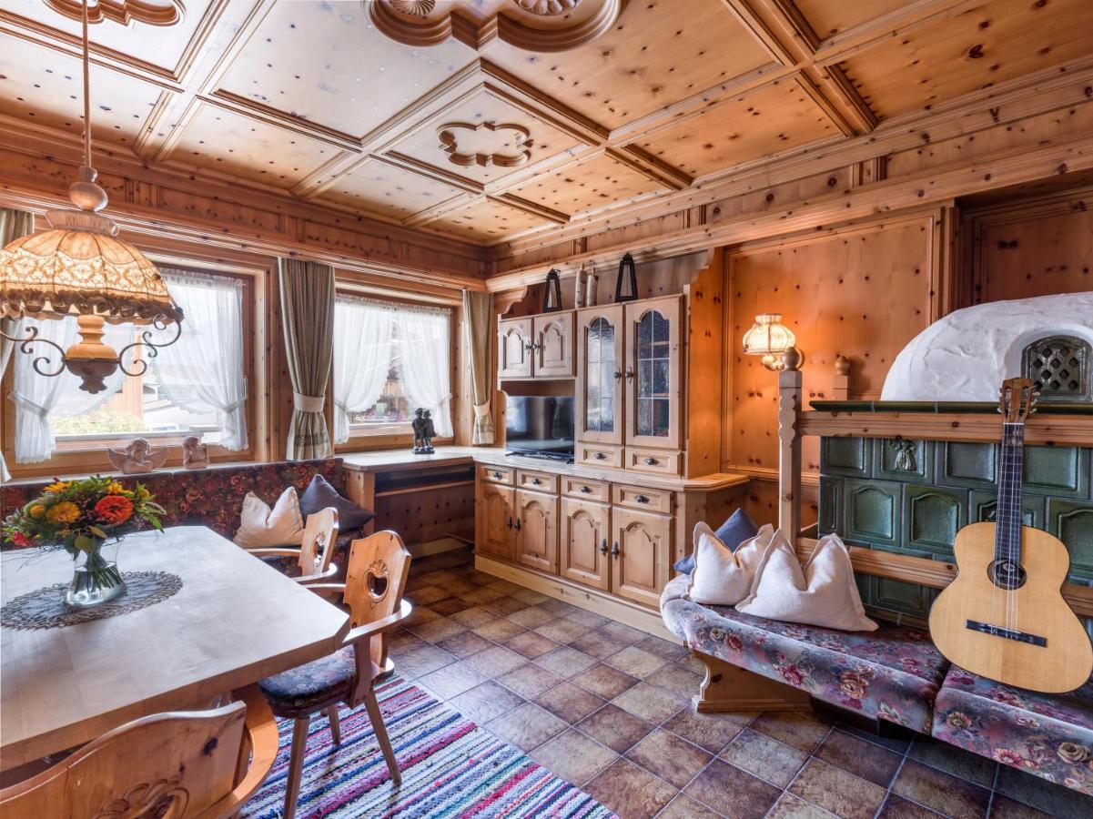Hotel Blizz フィンケンベルク エクステリア 写真