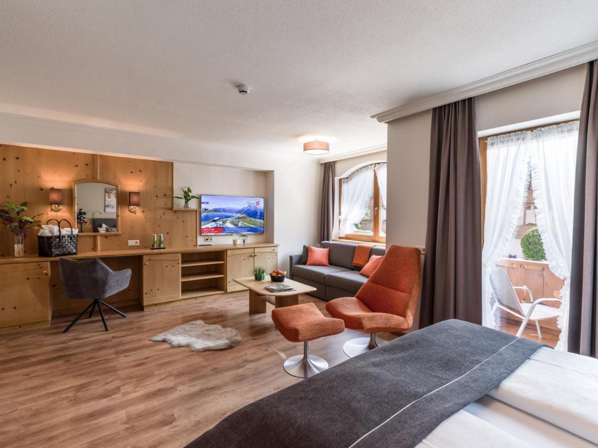 Hotel Blizz フィンケンベルク エクステリア 写真