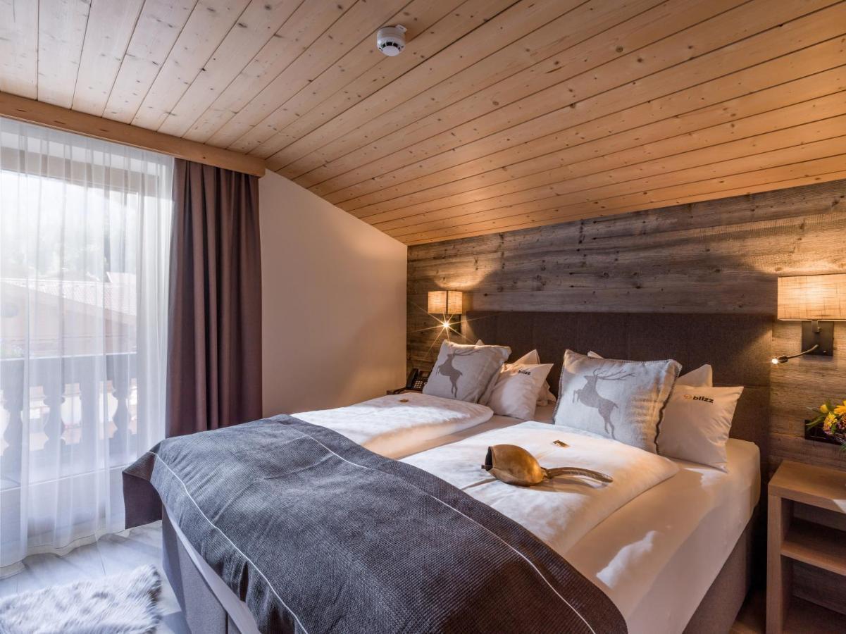 Hotel Blizz フィンケンベルク エクステリア 写真