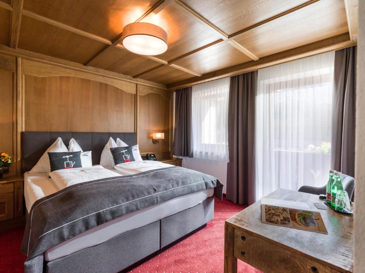 Hotel Blizz フィンケンベルク エクステリア 写真