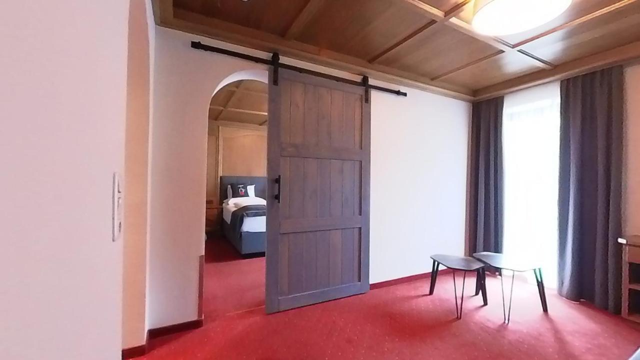 Hotel Blizz フィンケンベルク エクステリア 写真
